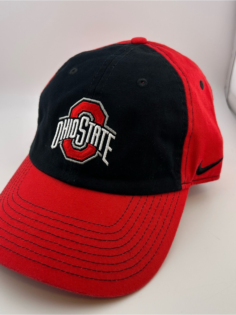 Nike Ohio State Buckeyes Heritage 86 Adjustable Strapback Hat Red Black NCAA